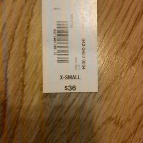 White Bell Sleeve Top ~ Brand New! - Picture 4 of 4